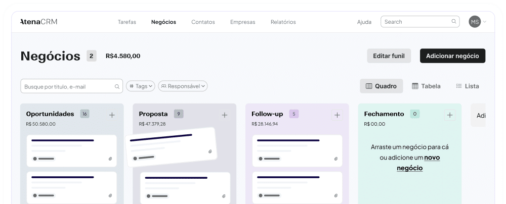 Painel do AtenaCRM mostrando o funil de vendas organizado